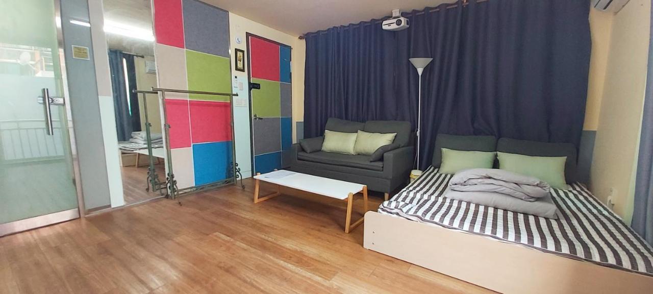 Buzz Guesthouse Hostel Seul Dış mekan fotoğraf